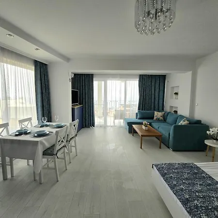 Апартамент Bellevue Sea View Свети Влас