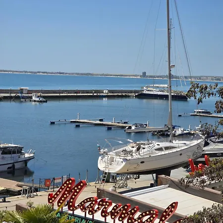 Bellevue Sea View Апартамент Свети Влас